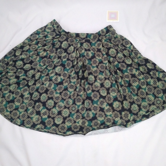 LuLaRoe Dresses & Skirts - Green Mandala Lularoe Skirt 2x
